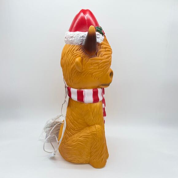 Highland Cow In Santa Hat & Scarf 24” Blowmold Christmas Decor NEW w/ Flaws - Picture 2 of 13
